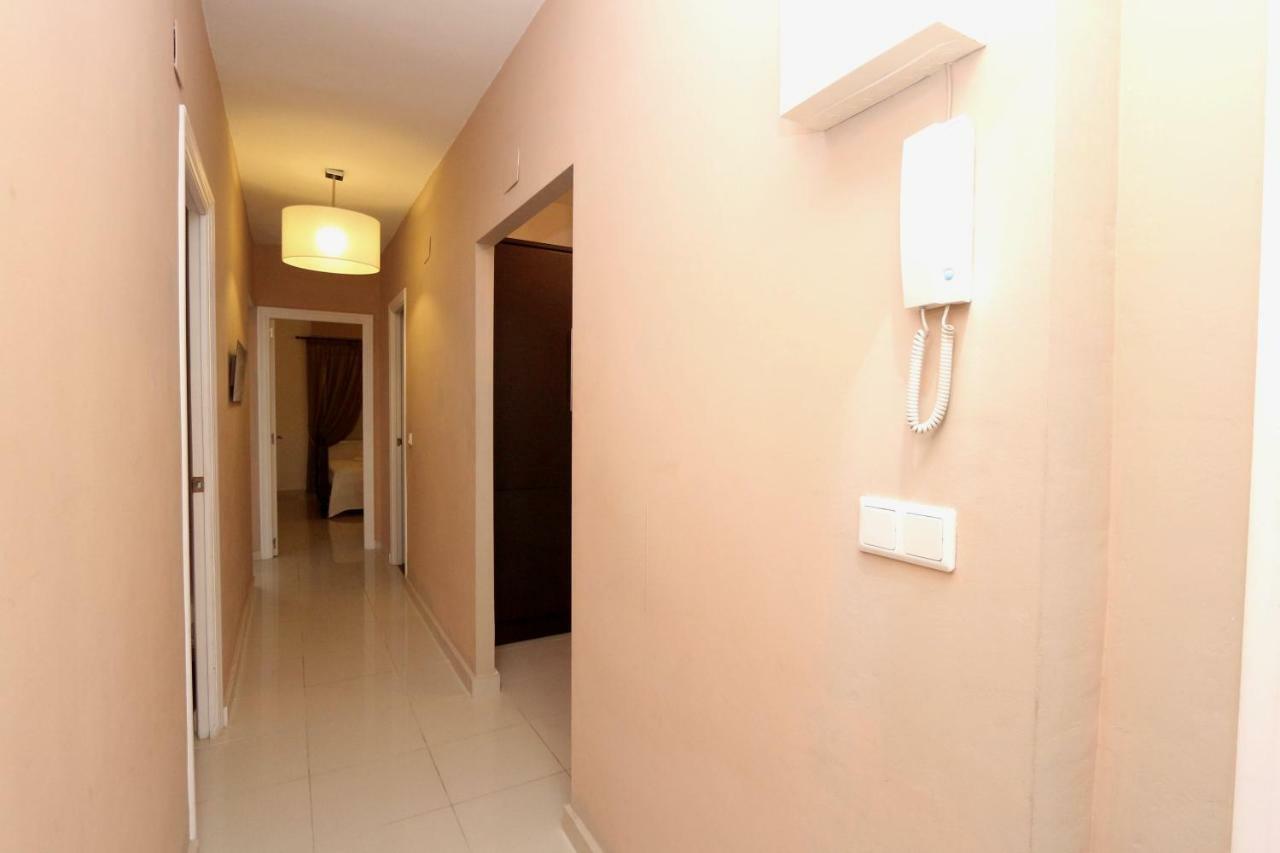 3- Bedroom Apartment In The Centre Of Calpe With Nice Living Room, 1 Bathroom. Kültér fotó