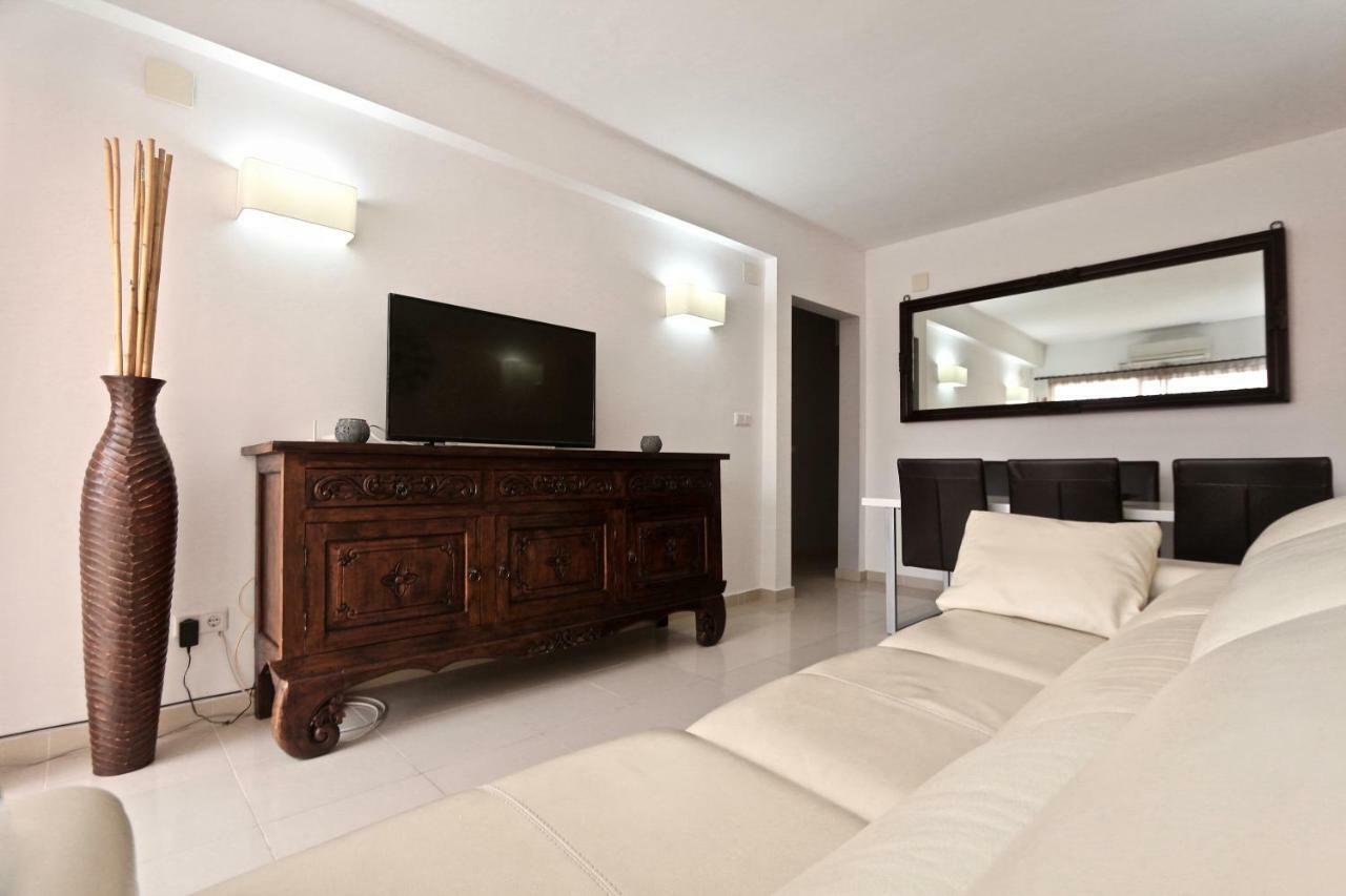 3- Bedroom Apartment In The Centre Of Calpe With Nice Living Room, 1 Bathroom. Kültér fotó