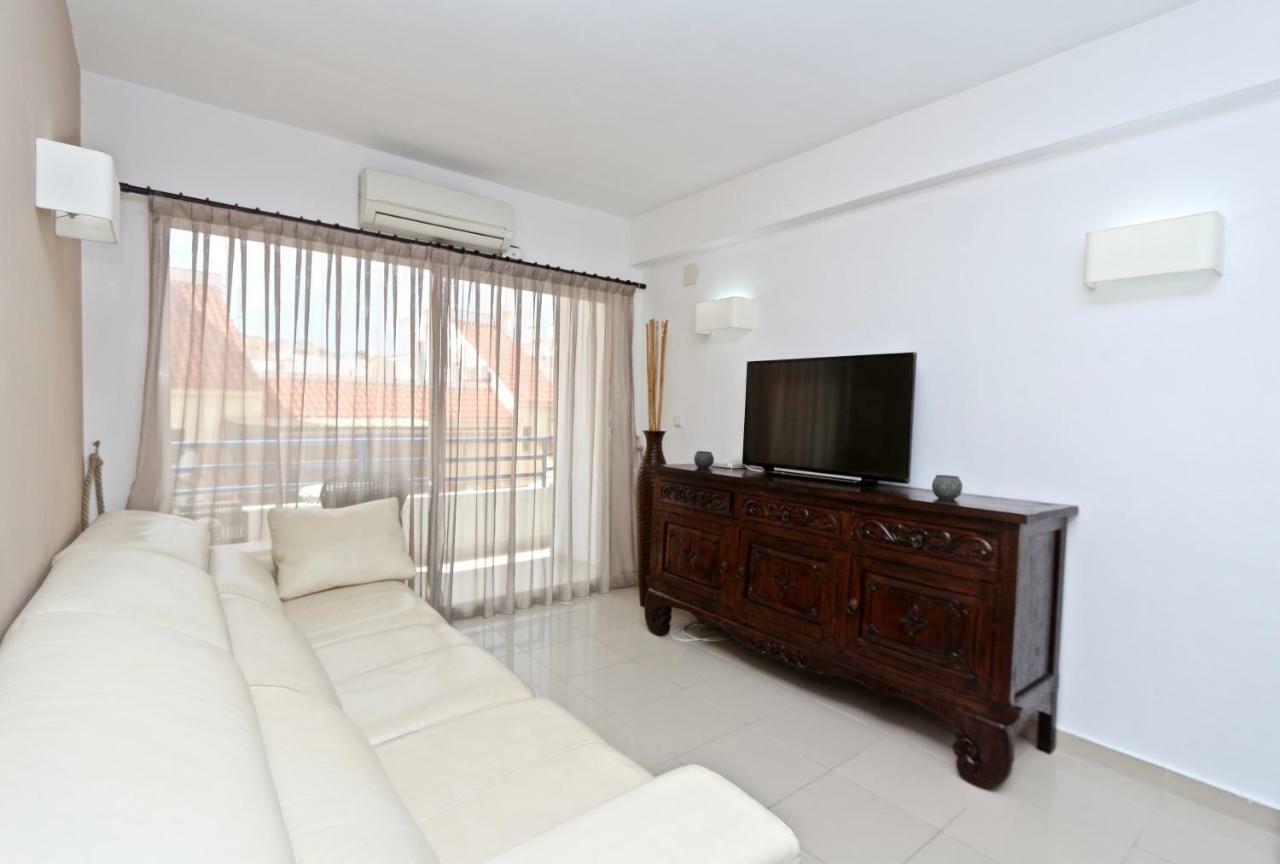 3- Bedroom Apartment In The Centre Of Calpe With Nice Living Room, 1 Bathroom. Kültér fotó